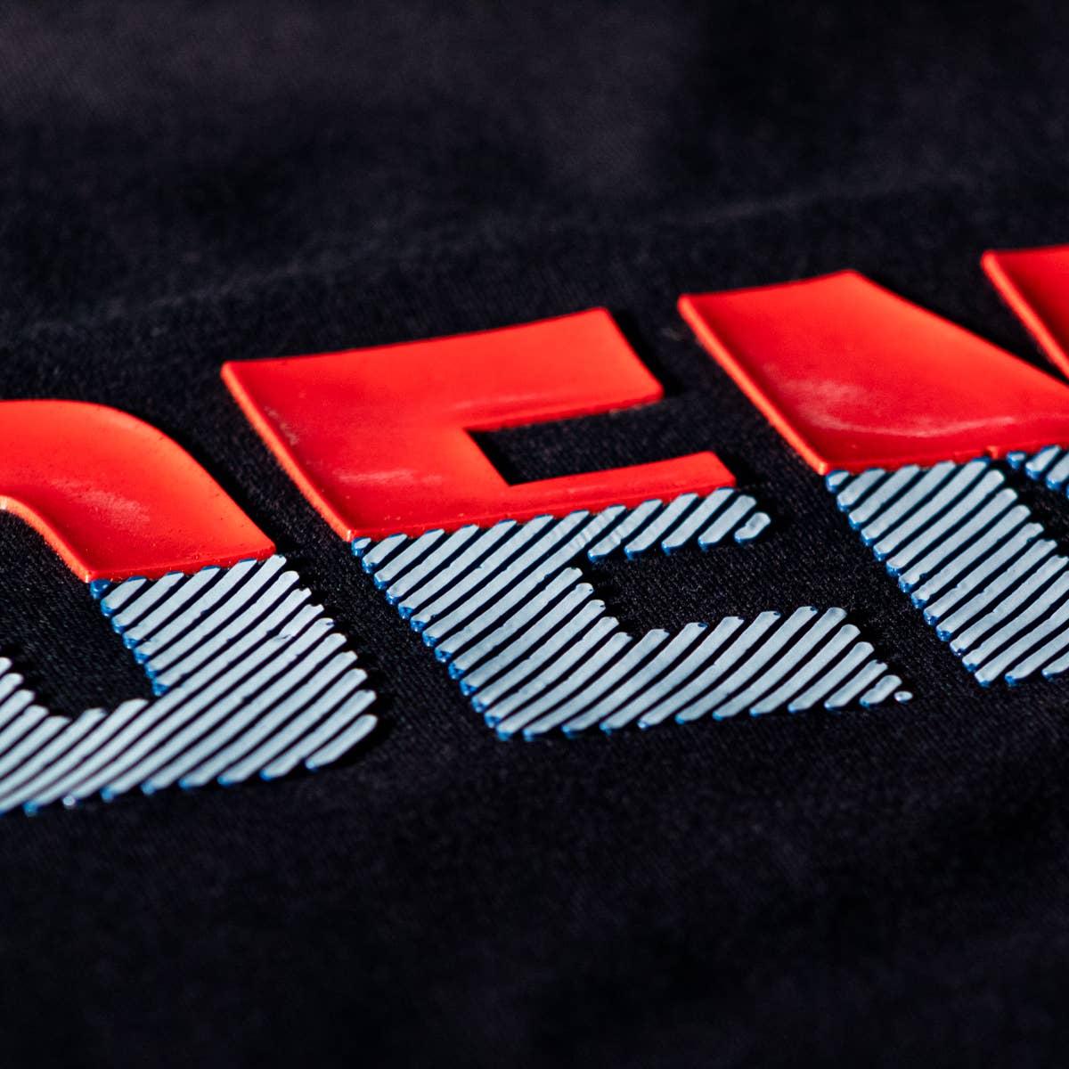 EIGHT X - Big Denim 8X Street T-Shirt - White: WHITE / L