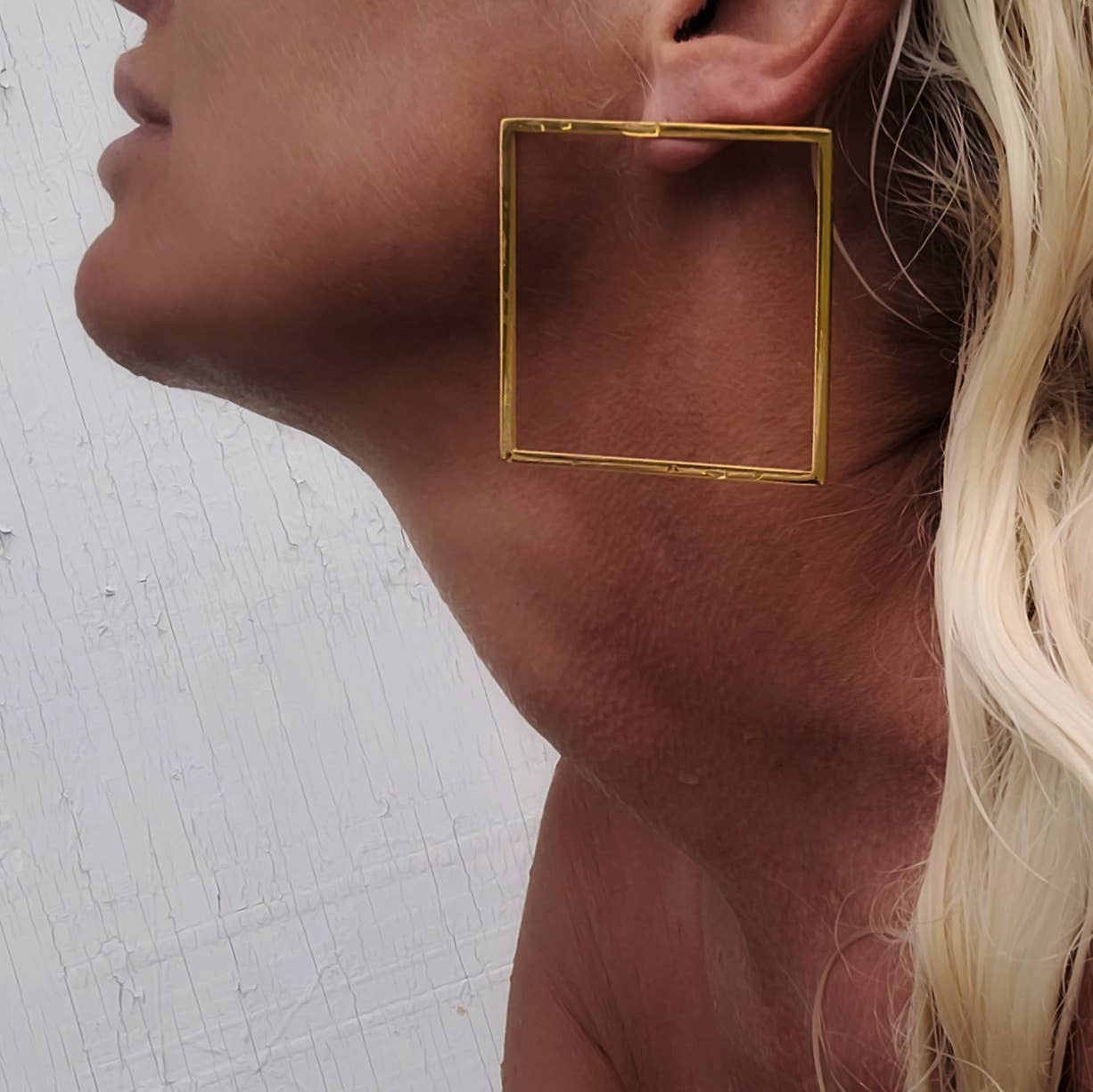 Bisjoux - 18K gold plated brass square geometric big hoop big earrings