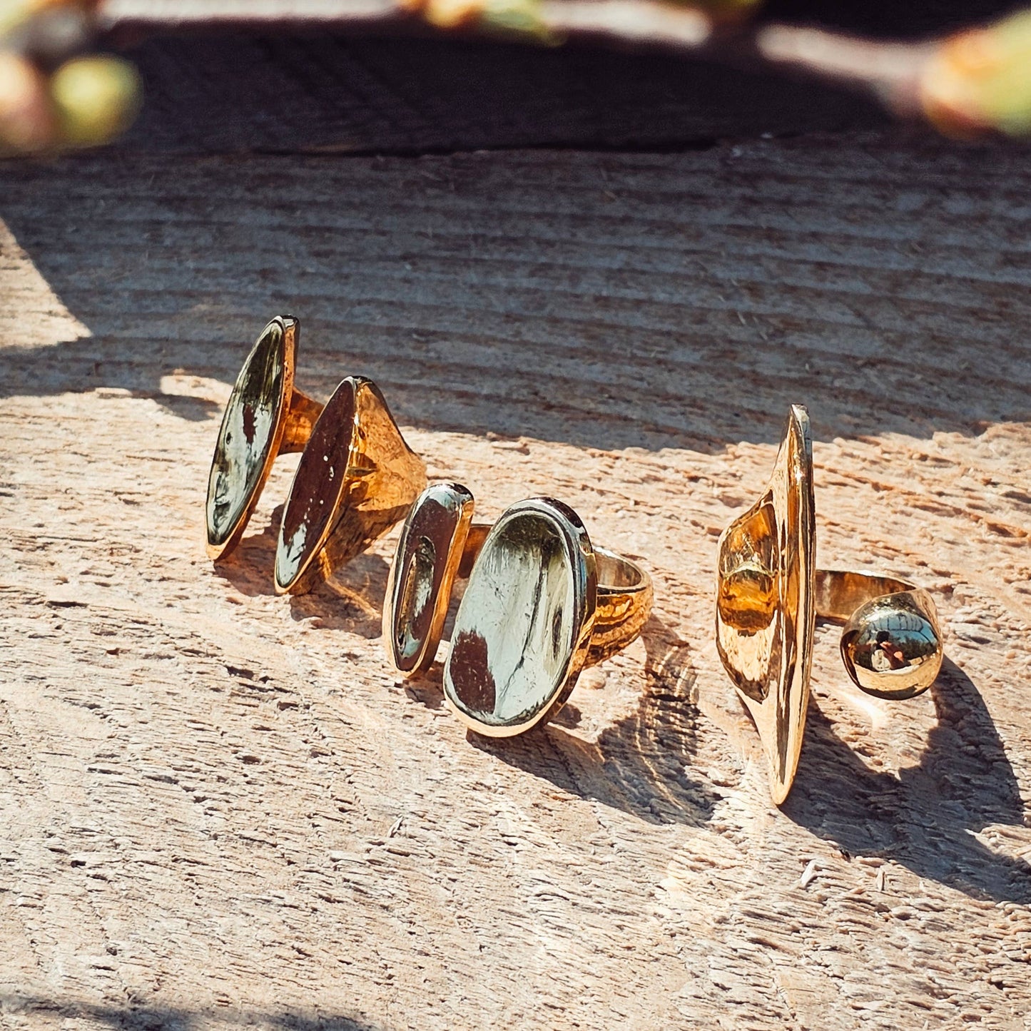 Bisjoux - Brass blade sphere ring open adjustable handmade