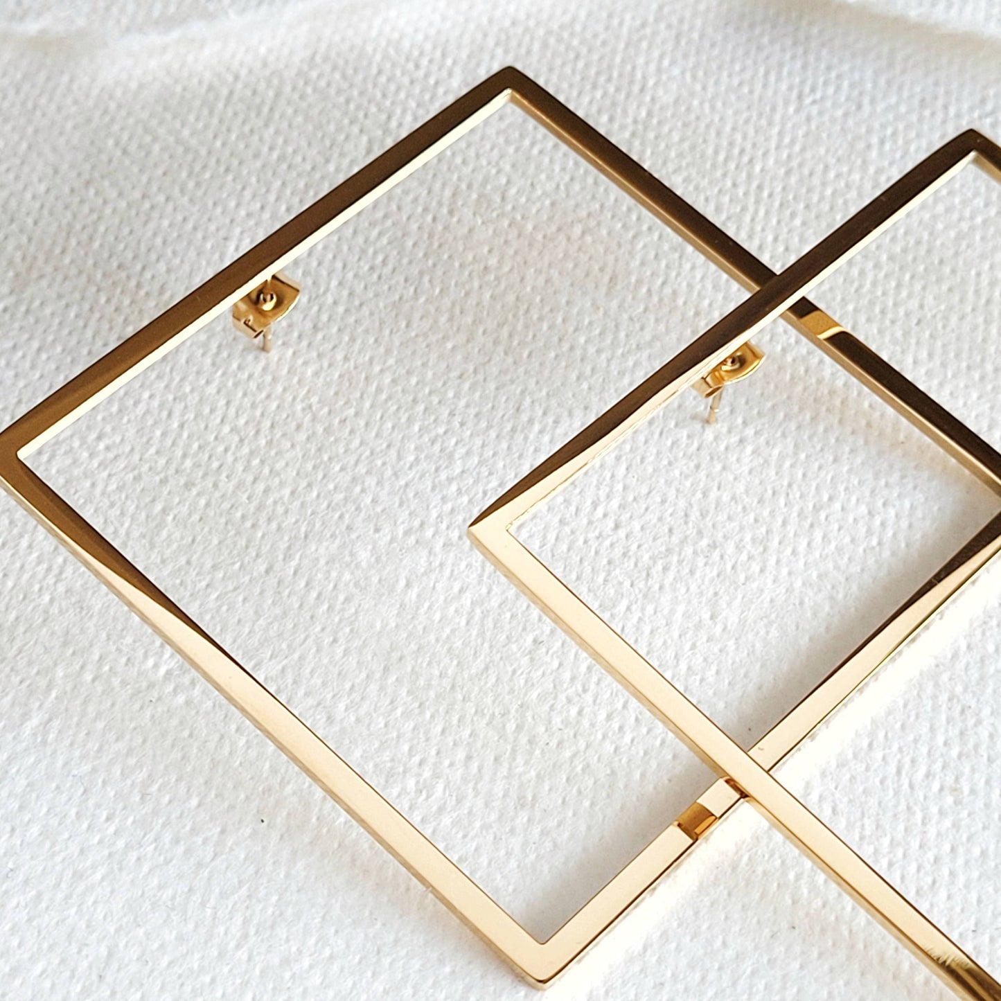 Bisjoux - 18K gold plated brass square geometric big hoop big earrings