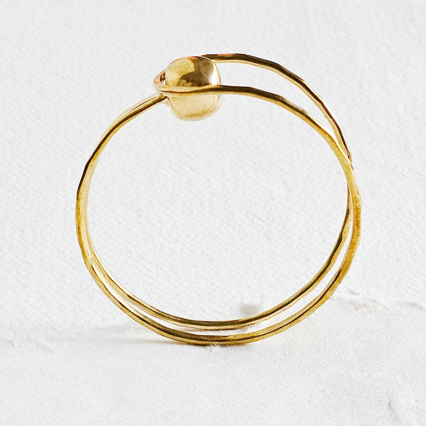 Bisjoux - Brass sphere ball circle bangle bracelet wire