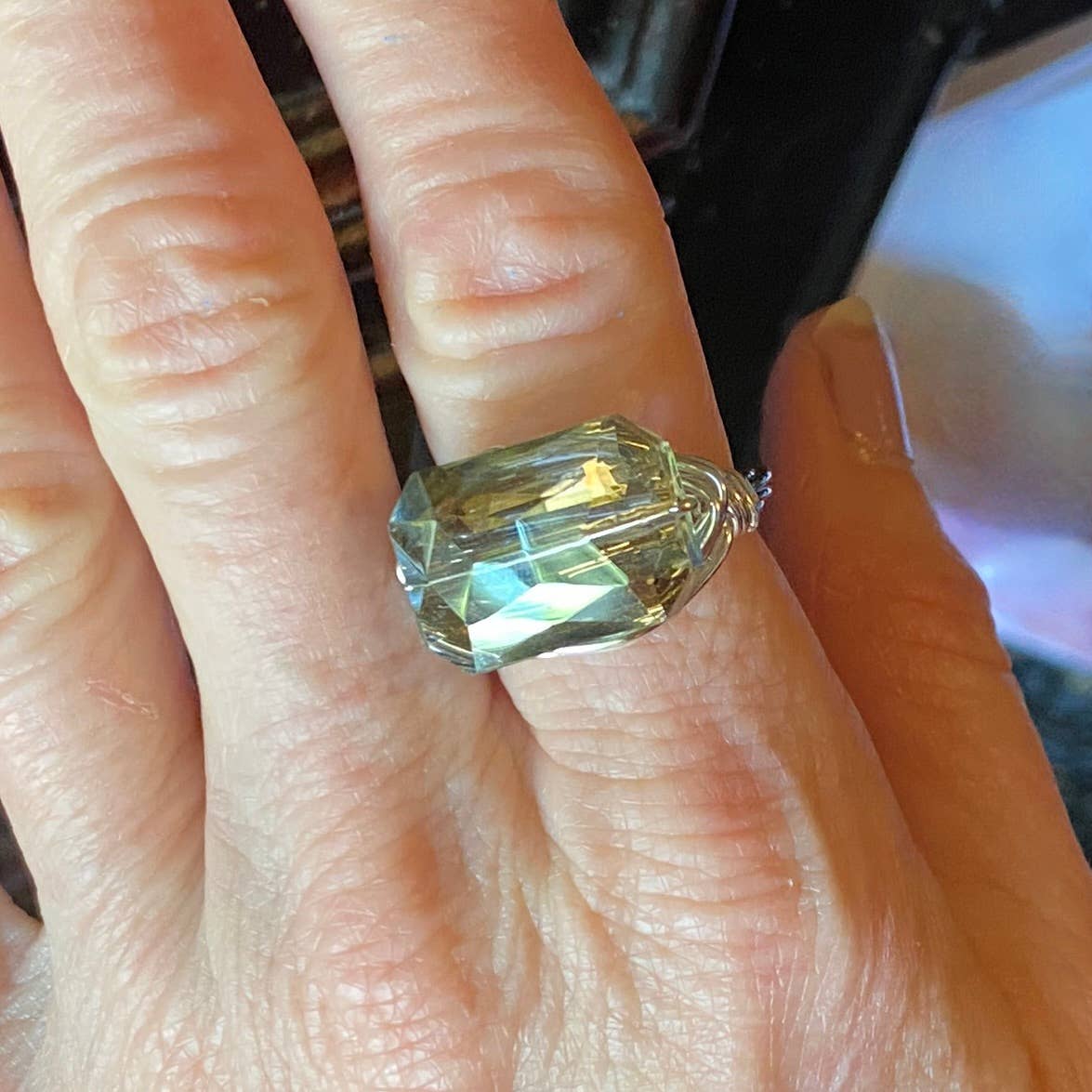Marble Designs Jewelry - Green Rectangle Crystal Gold Wire Wrapped Ring Statement: Green / Gold Metal / 7