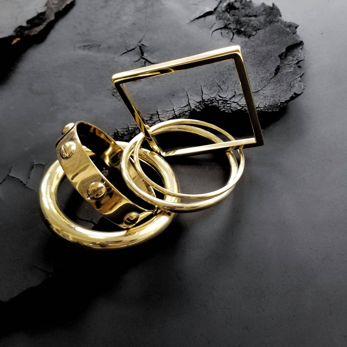 Bisjoux - Brass Quad square Bangle bracelet in silver or brass: Brass