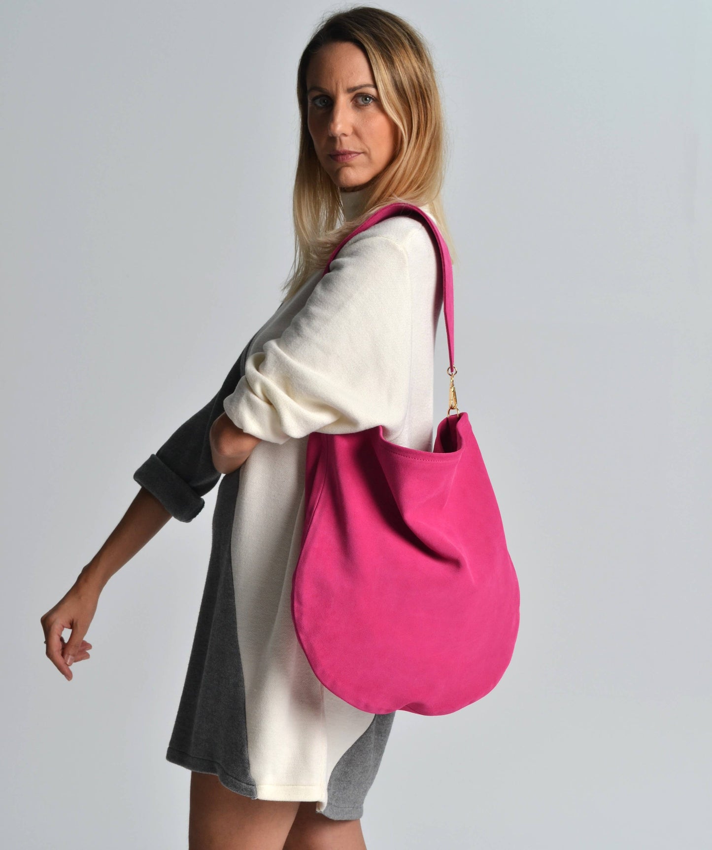 ANA KOUTSI - Anna soft suede bag in fuchsia: Silver