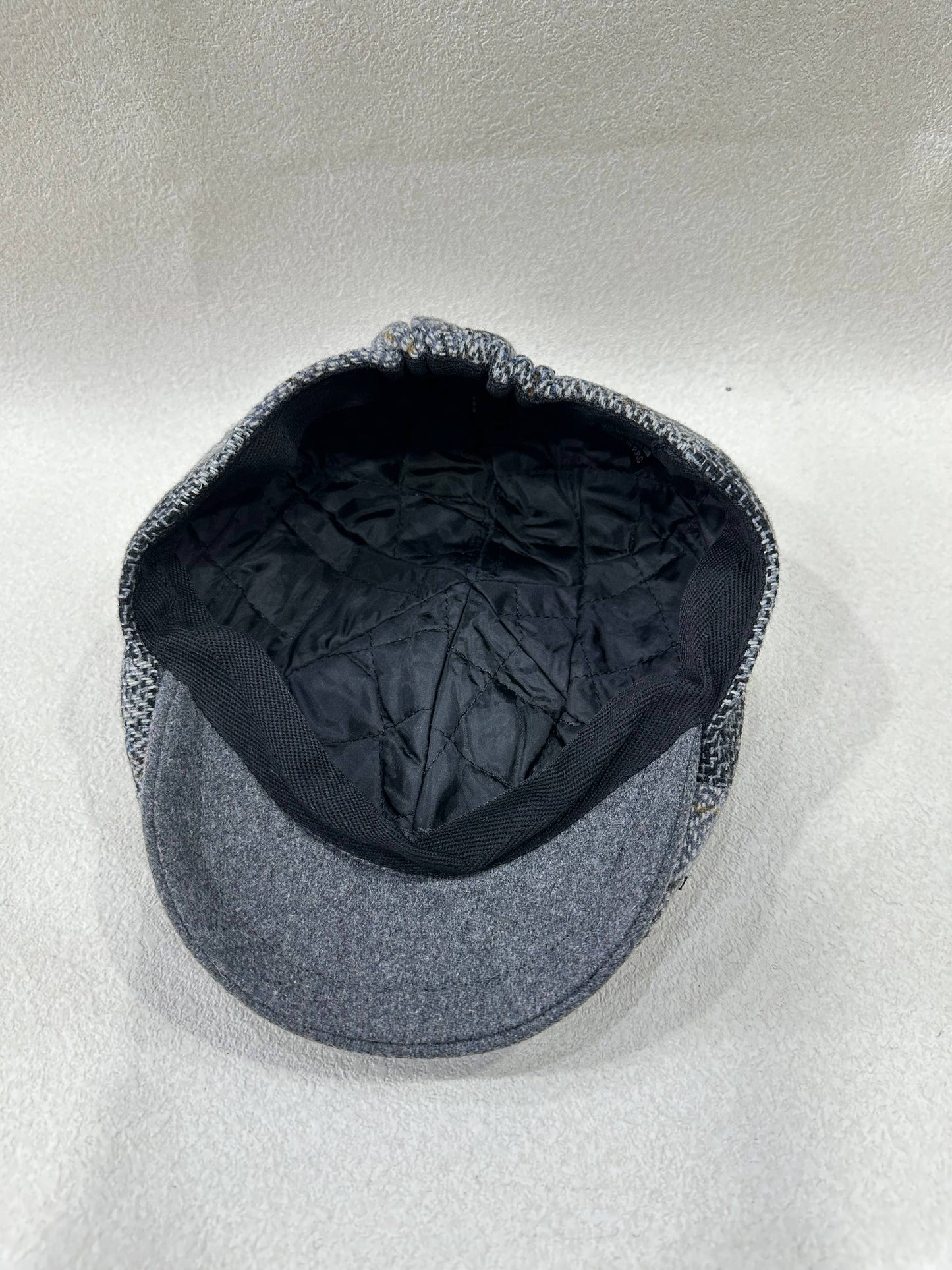 LEXA PLUS - H-12-10 Flat cap in gray and blue patchwork tweed