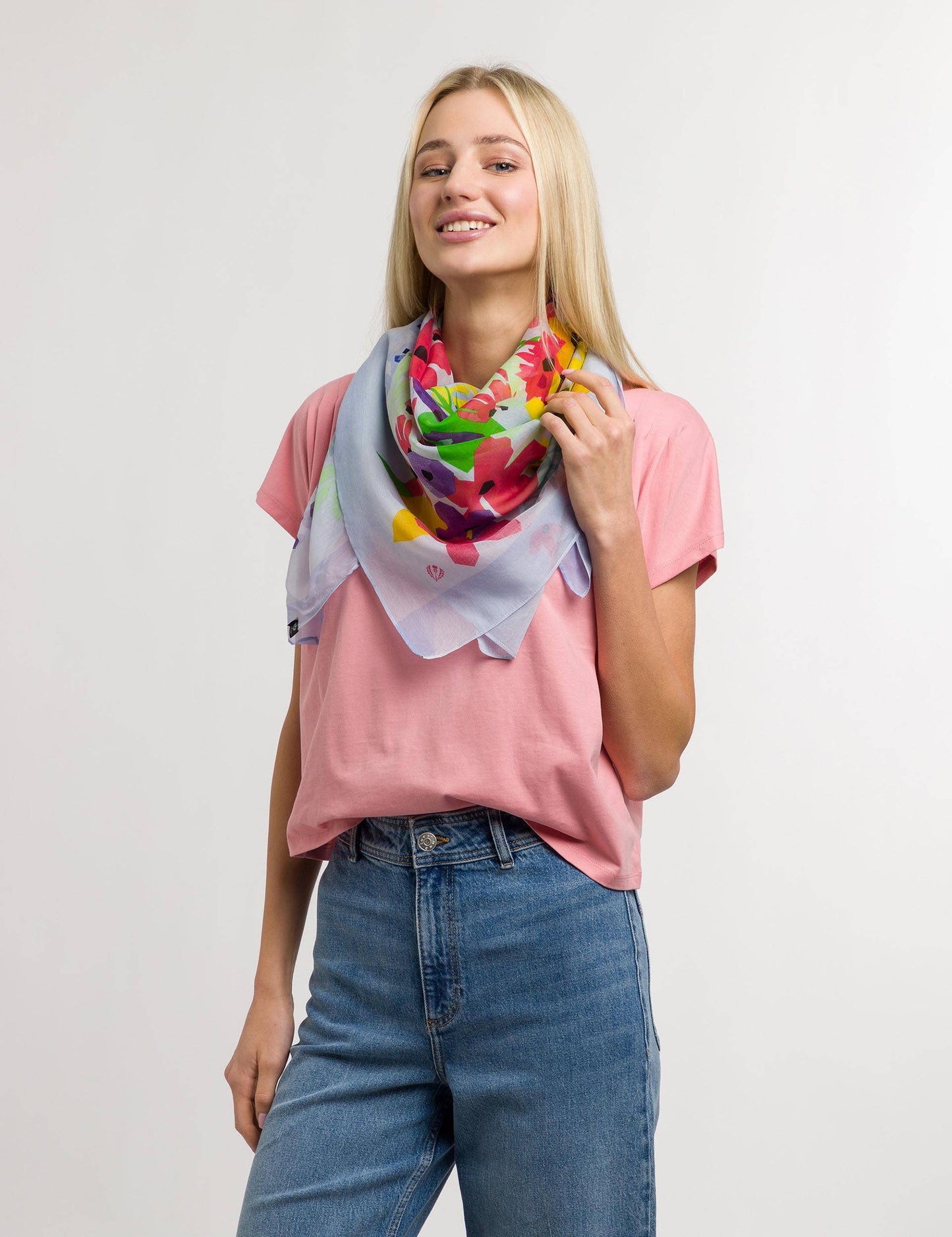 FRAAS - The Scarf Company - Floral Artistry Cotton Silk Square: Orchid Pink