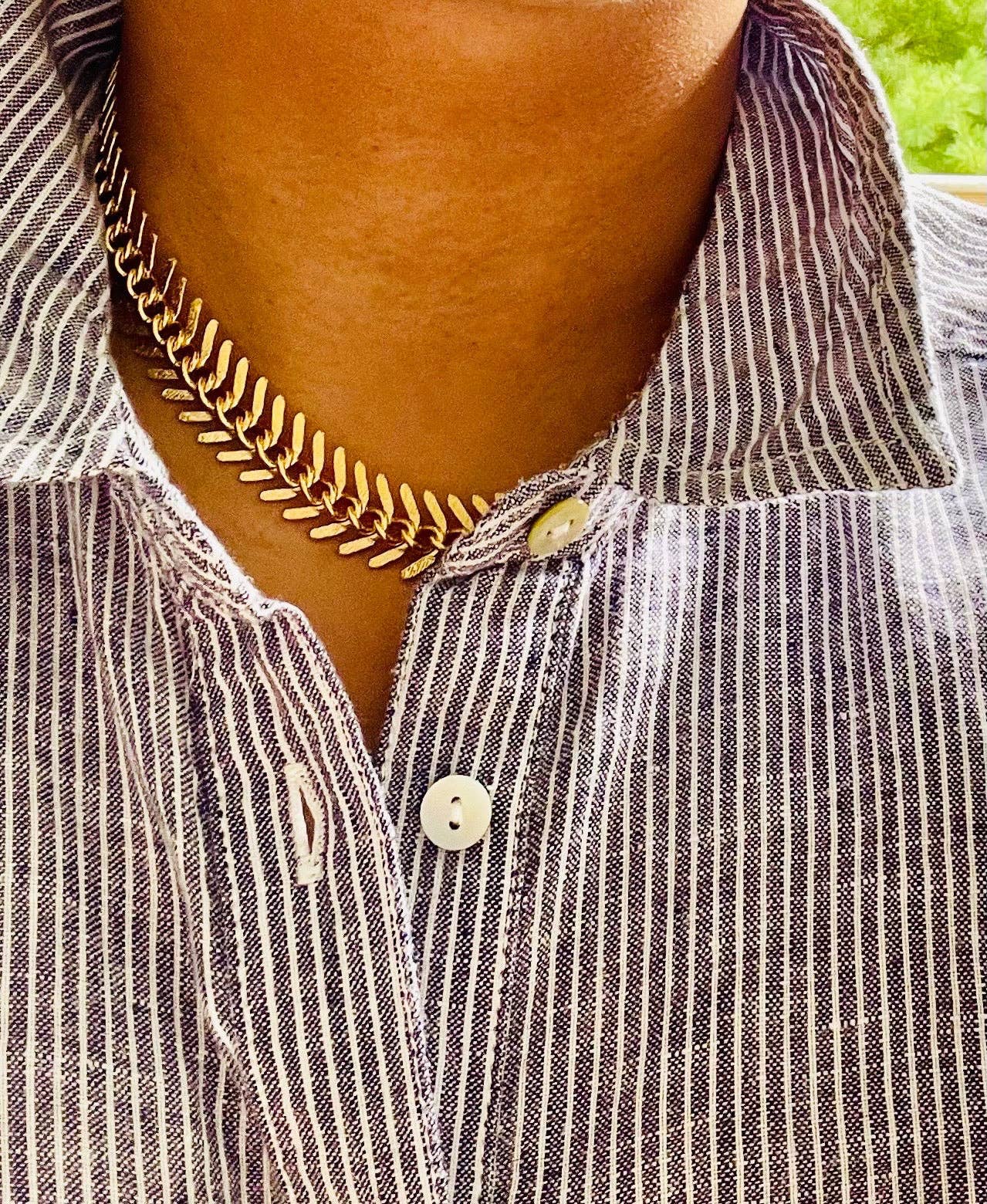 David Aubrey Jewelry - DOR215 18k matte gold fish bone necklace