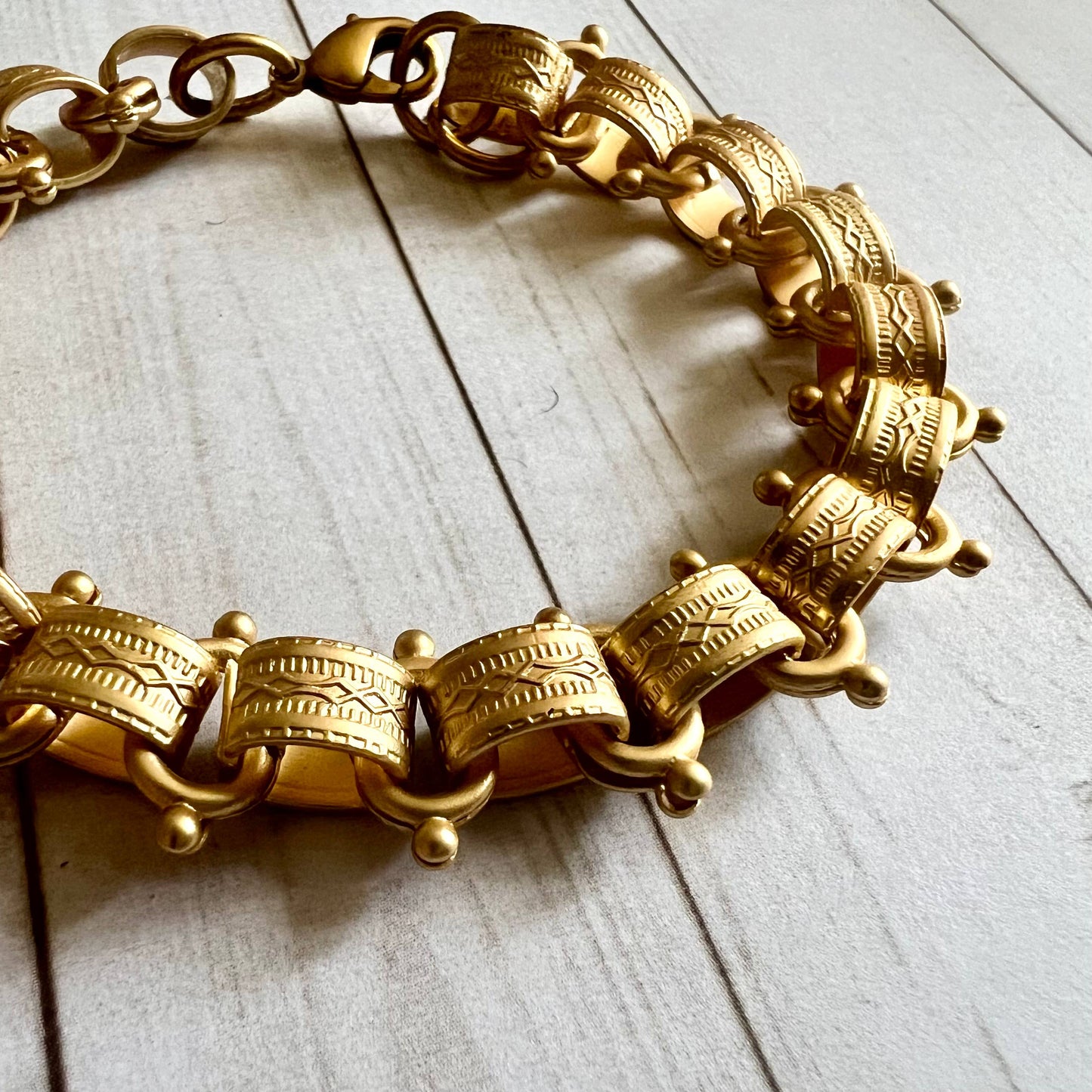 Nellie Pratt Artisan Jewelry - Maybelle From Slidell
antique gold vintage chain bracelet