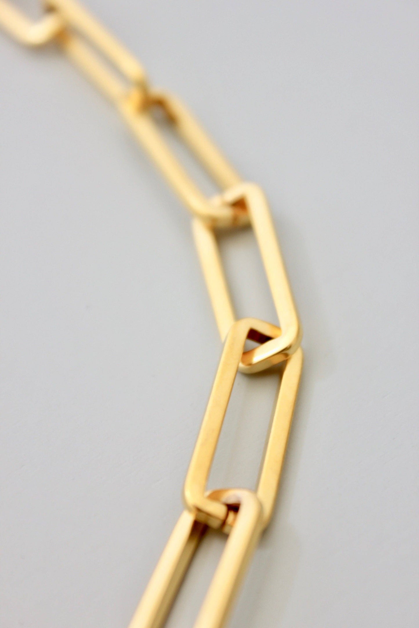 David Aubrey Jewelry - DORB20 18k matte gold paperclip chain bracelet