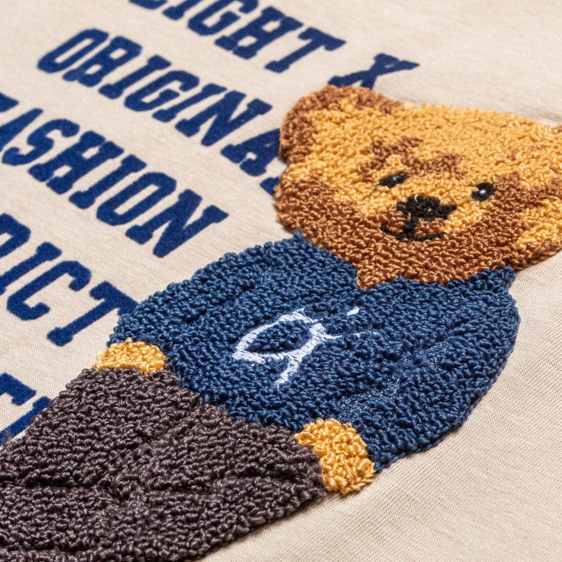 EIGHT X - Bear Origins 3D Graphic T-Shirt - Beige: BEIGE / 2XL