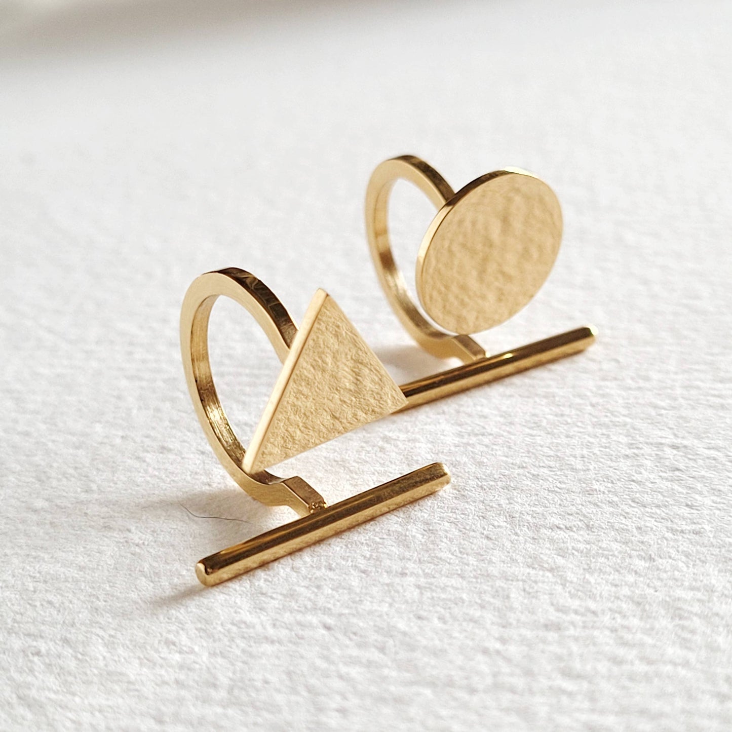 Bisjoux - 18k gold plated triangle circle geometric ring: Triangle