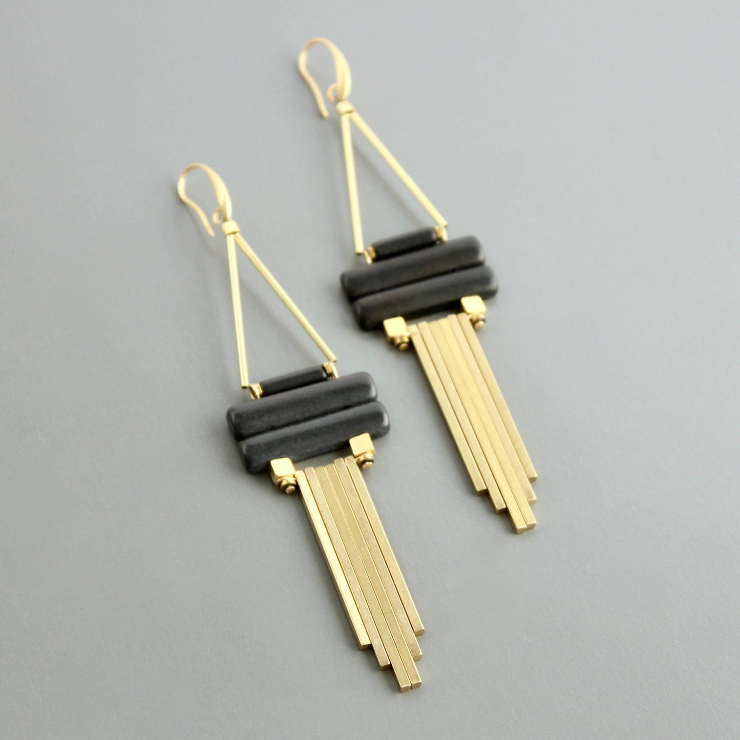 David Aubrey Jewelry - CHRE92 Geometric black magnesite and brass earrings