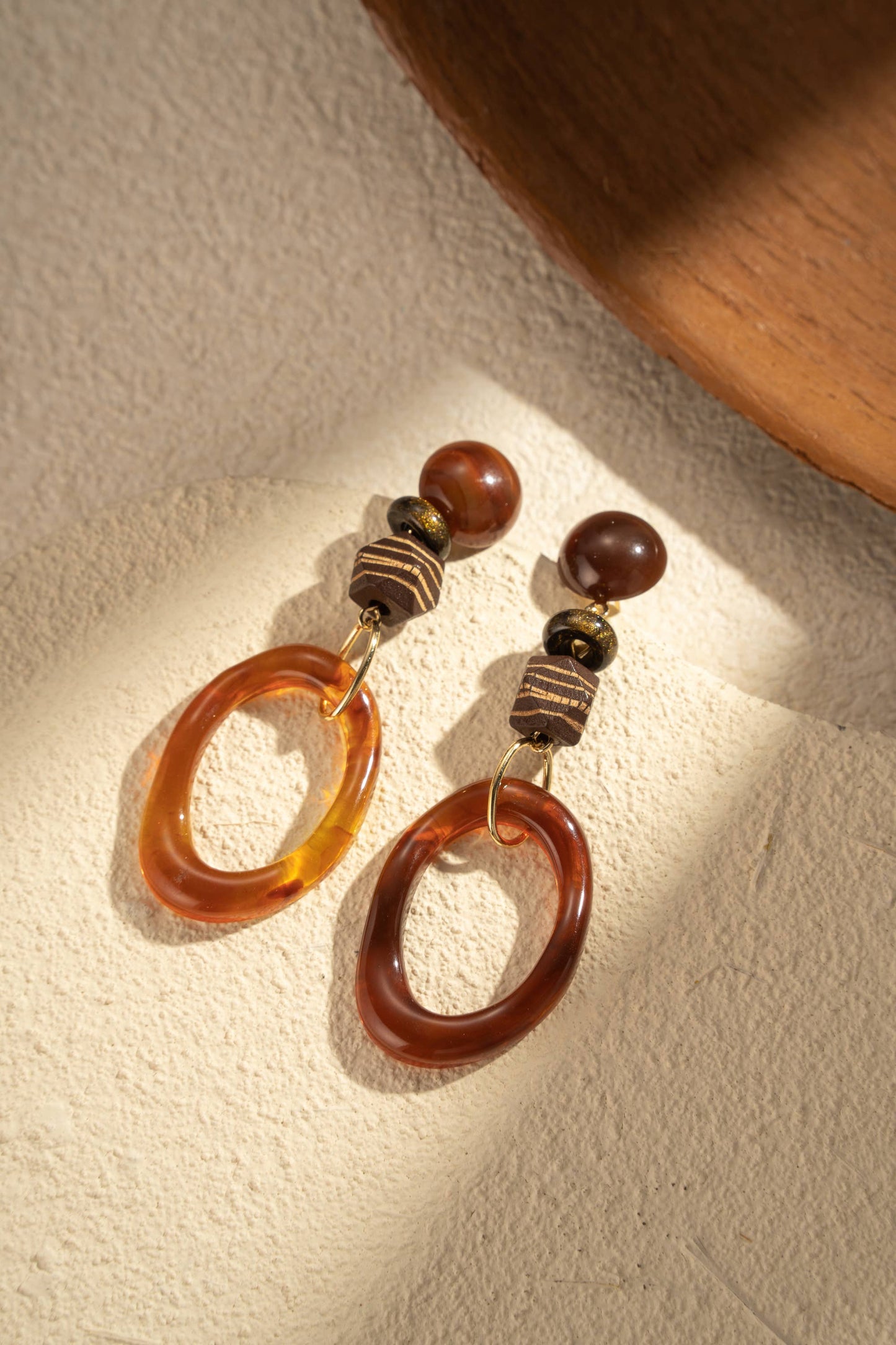 COSMOS - Chic oval wood resin earrings stainless steel