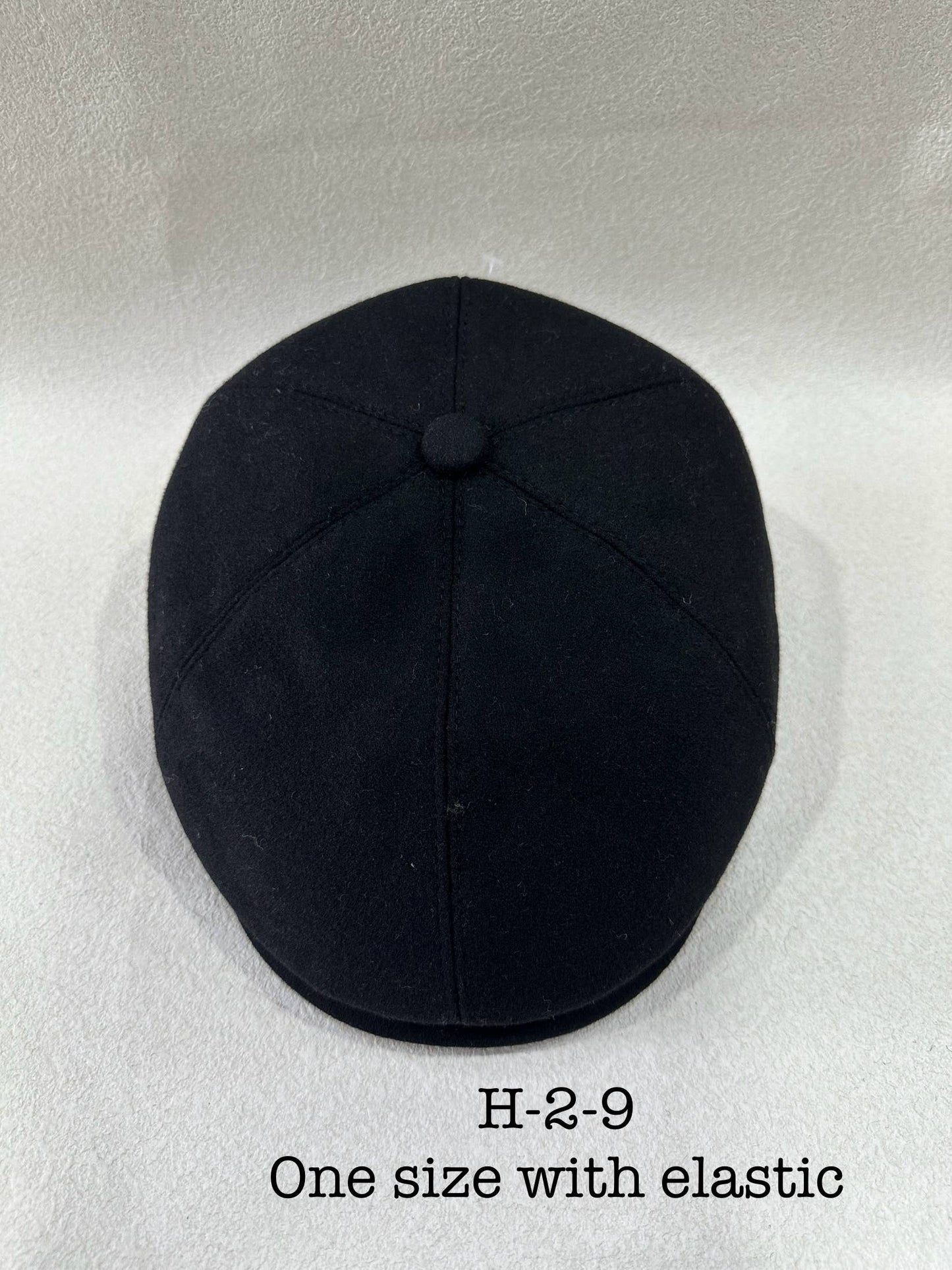 LEXA PLUS - H-2-9 Plain black newsboy cap