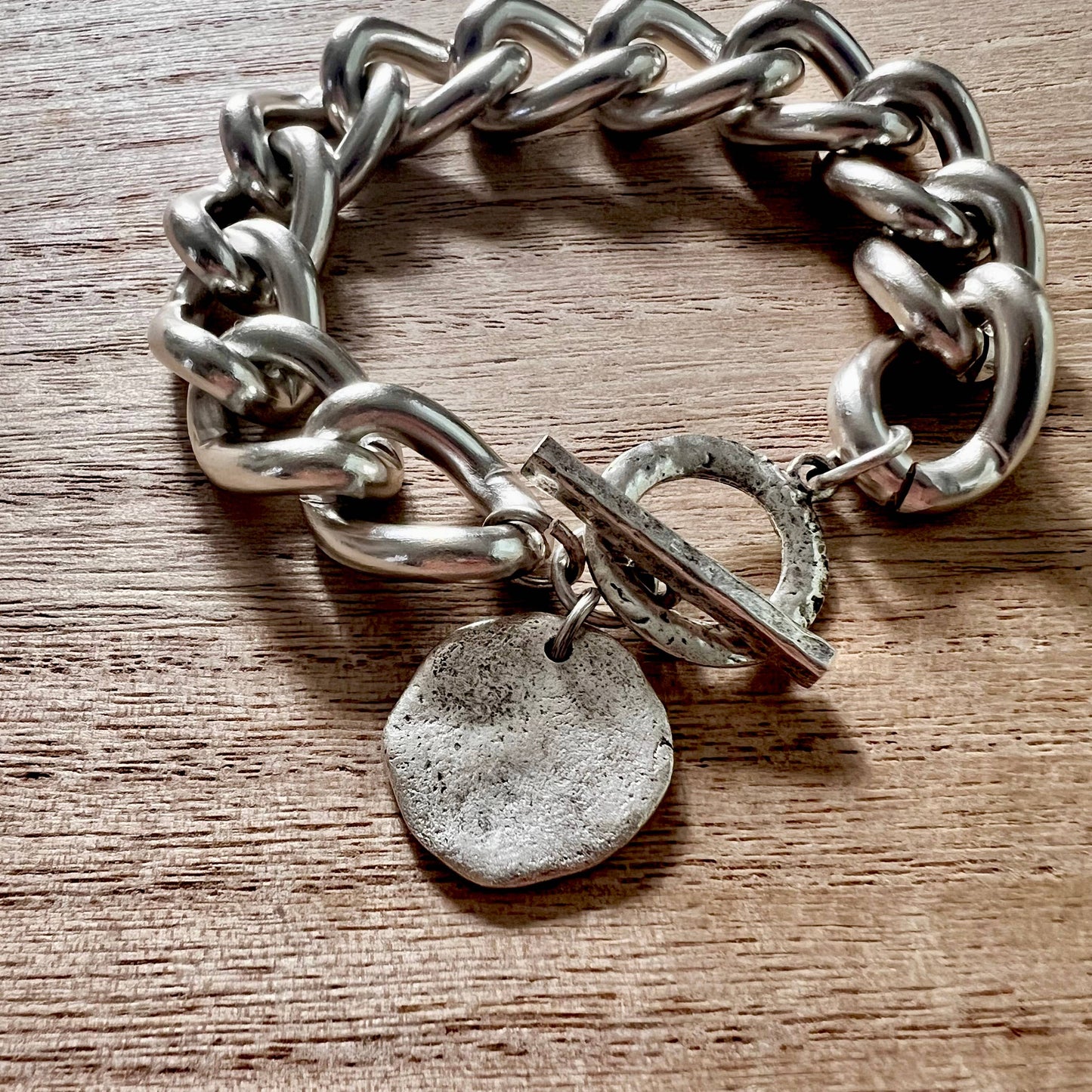 Nellie Pratt Artisan Jewelry - Dramarama
statement aluminum silver chain bracelet