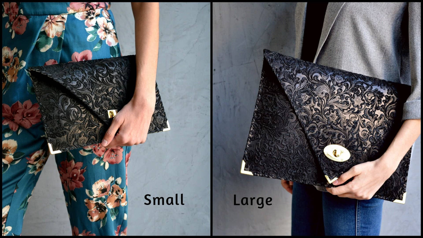 ANA KOUTSI - 3D Black Symmetria Leather Clutch: Silver / Small