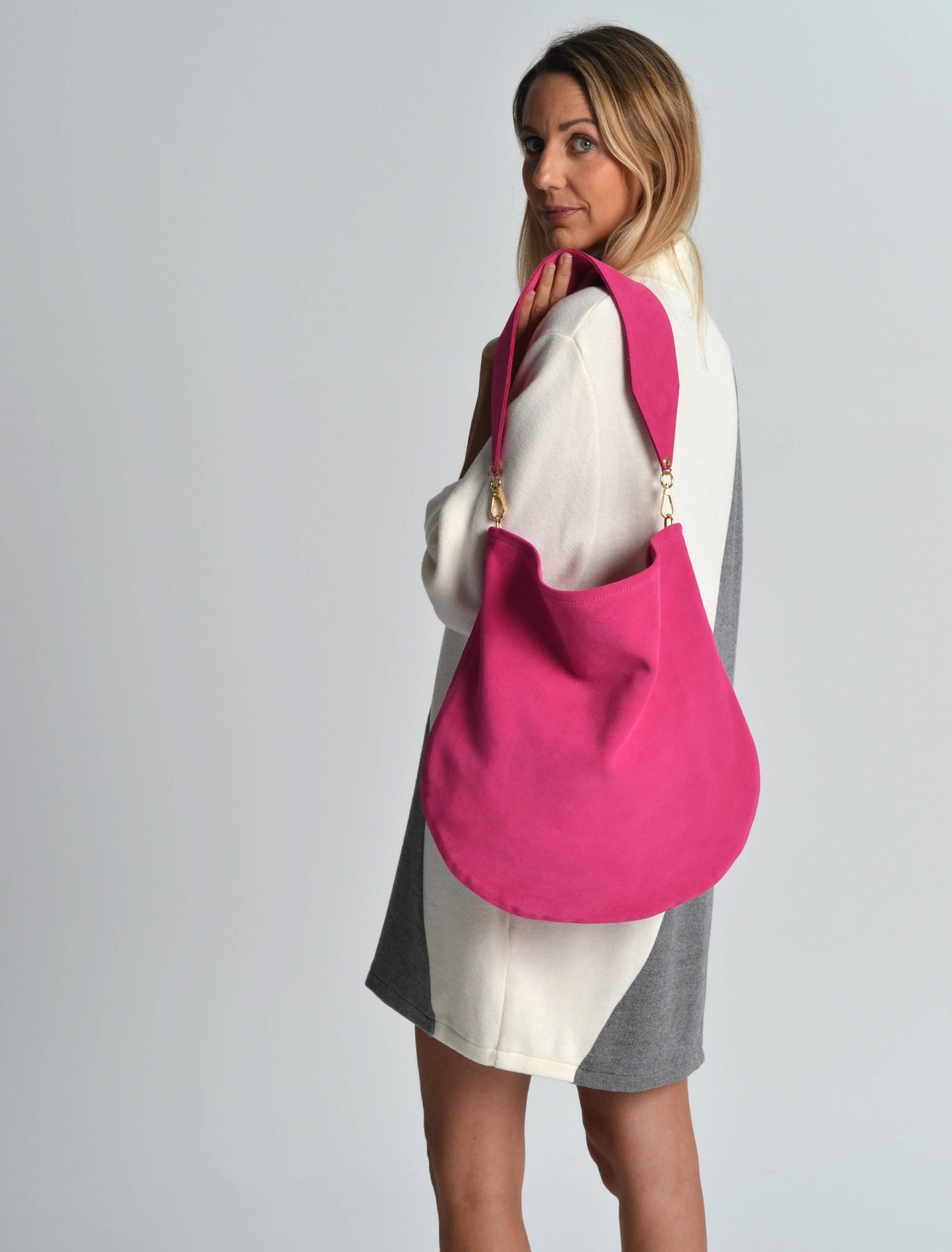 ANA KOUTSI - Anna soft suede bag in fuchsia: Silver